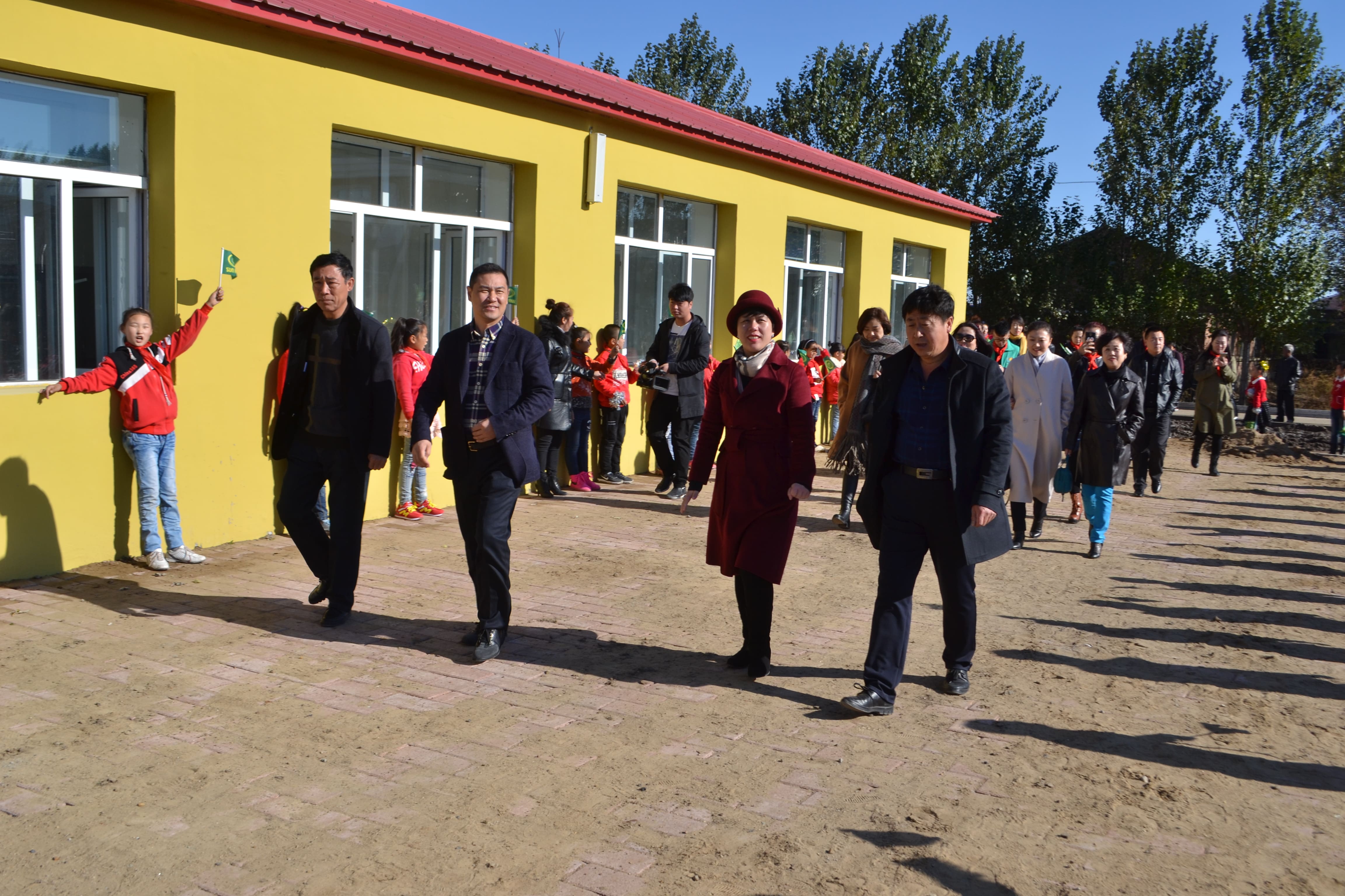 第71所 绥化市兰西县奋斗乡乐动网蔡立影小学