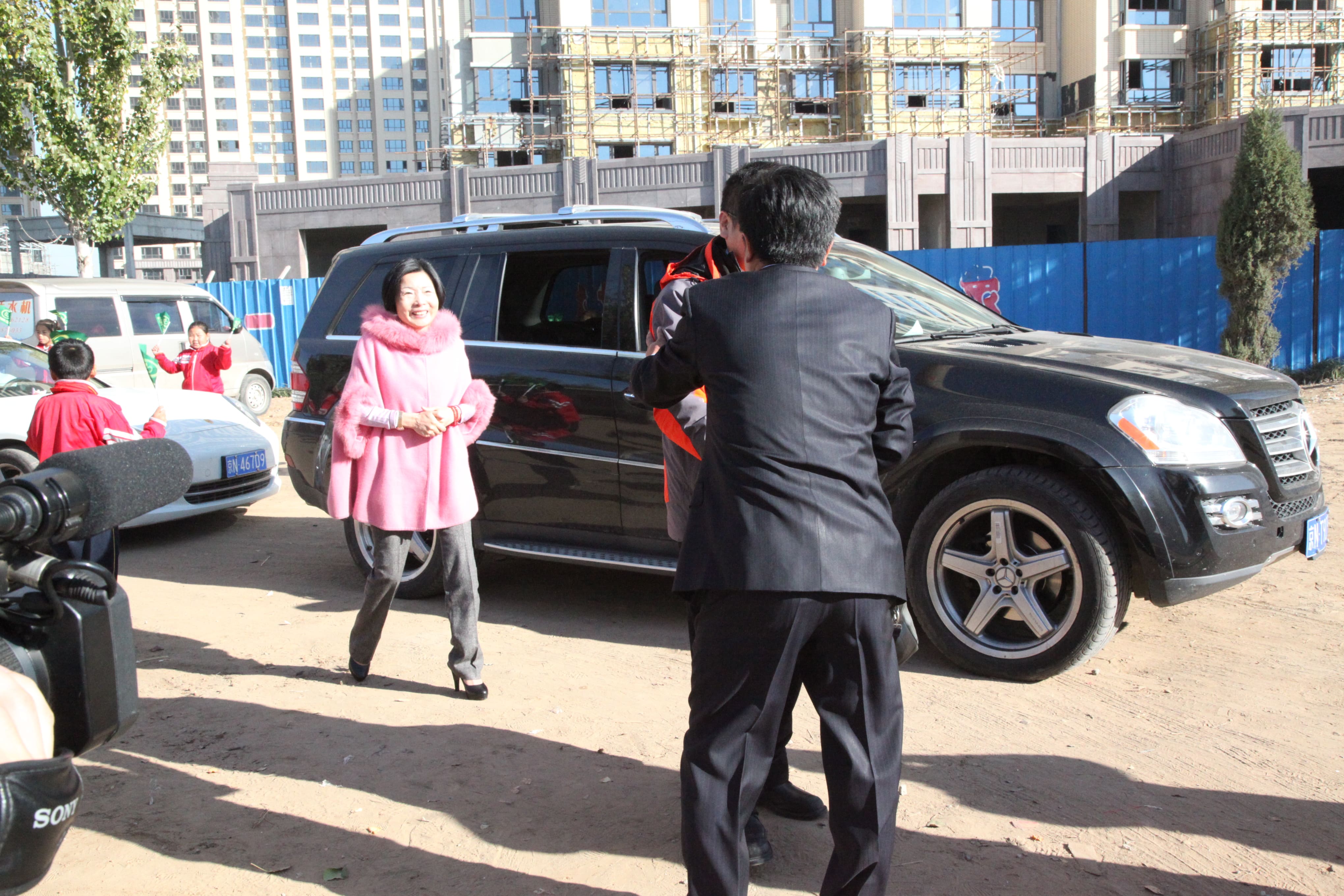 第33所 包头市九原区乐动网董丽萍沙河第六小学