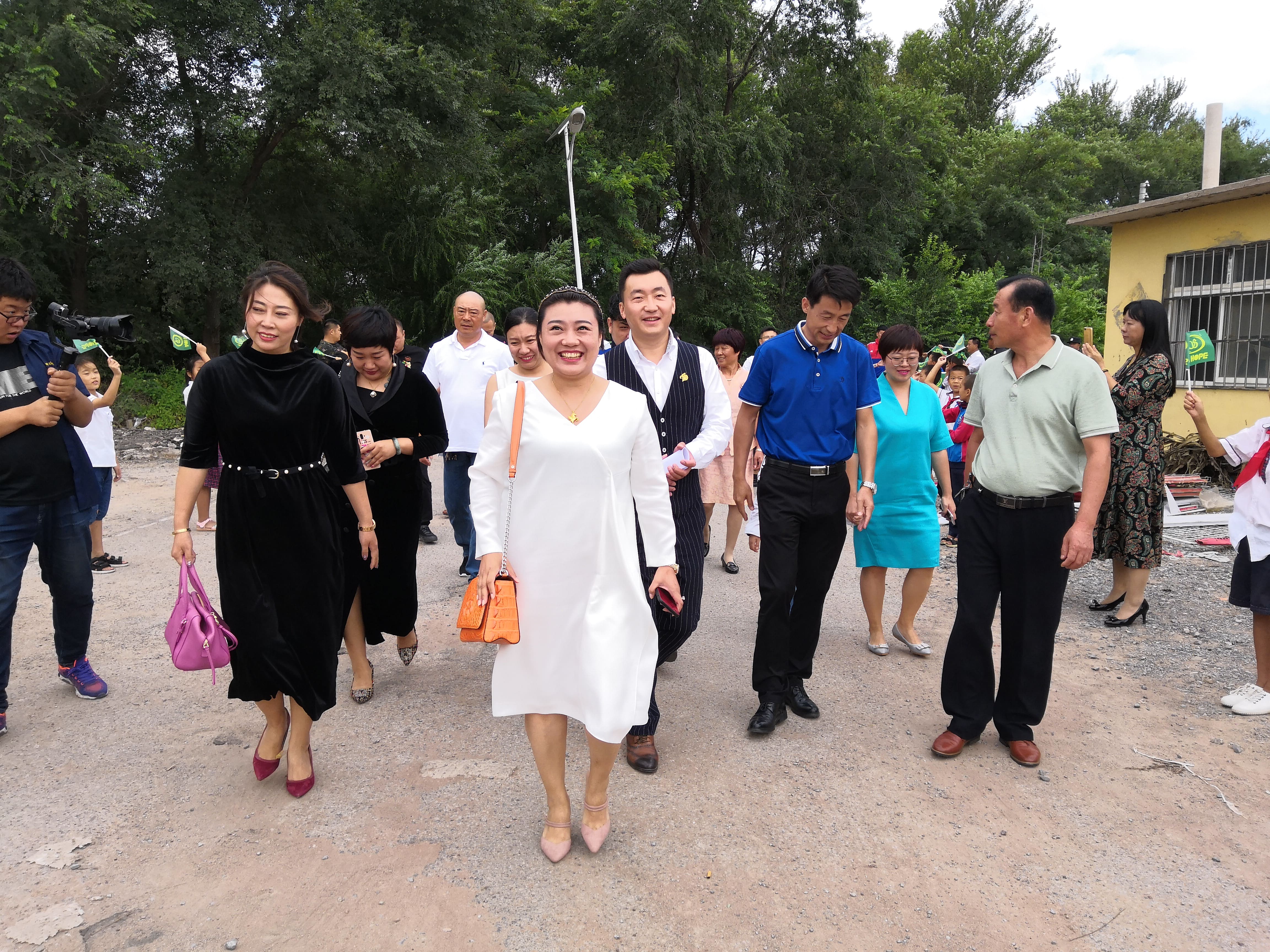 第160所 瓦房店市西杨乡乐动网李佳燚小学