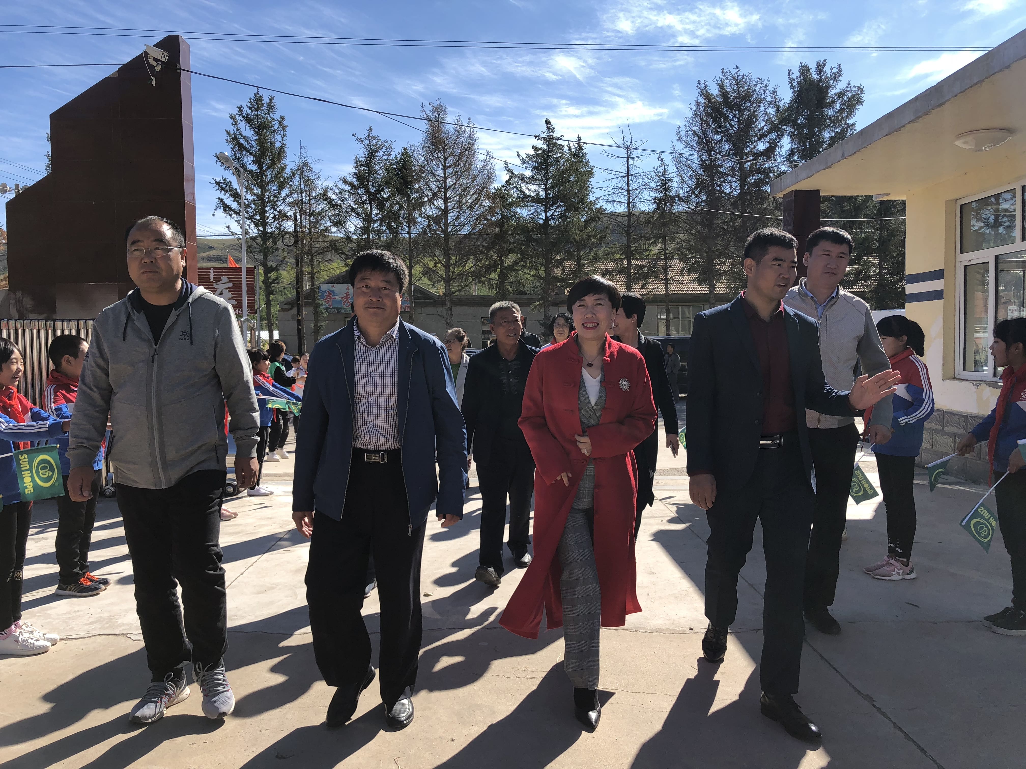 第162所 克什克腾旗万合永镇万合永中心完全乐动网任相娟小学